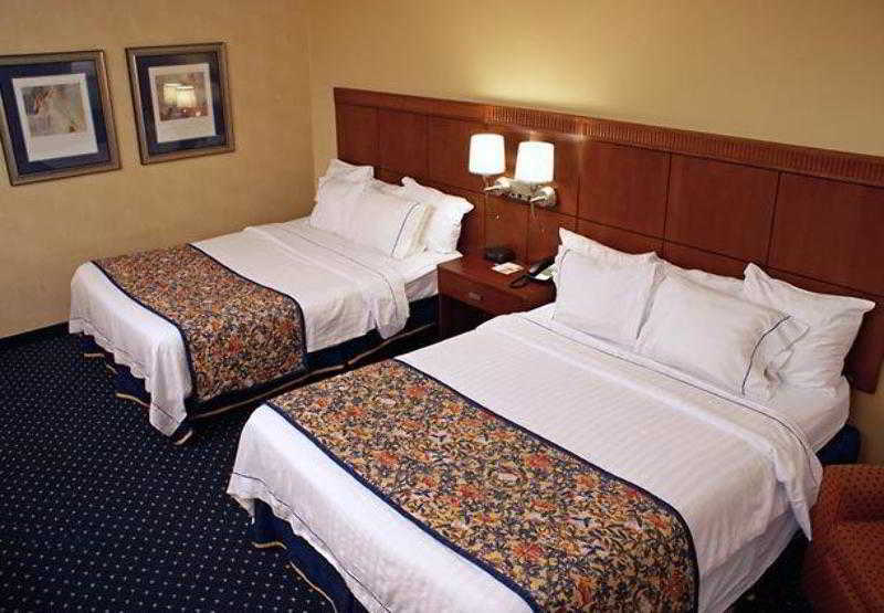 Hotel Courtyard By Marriott Baton Rouge Acadian Centre/Lsu Area Exterior foto