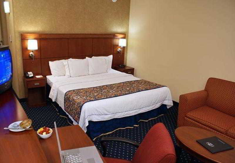 Hotel Courtyard By Marriott Baton Rouge Acadian Centre/Lsu Area Exterior foto